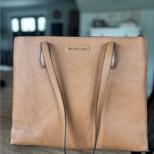 Michael Kors Tan Leather Tote Structured Design